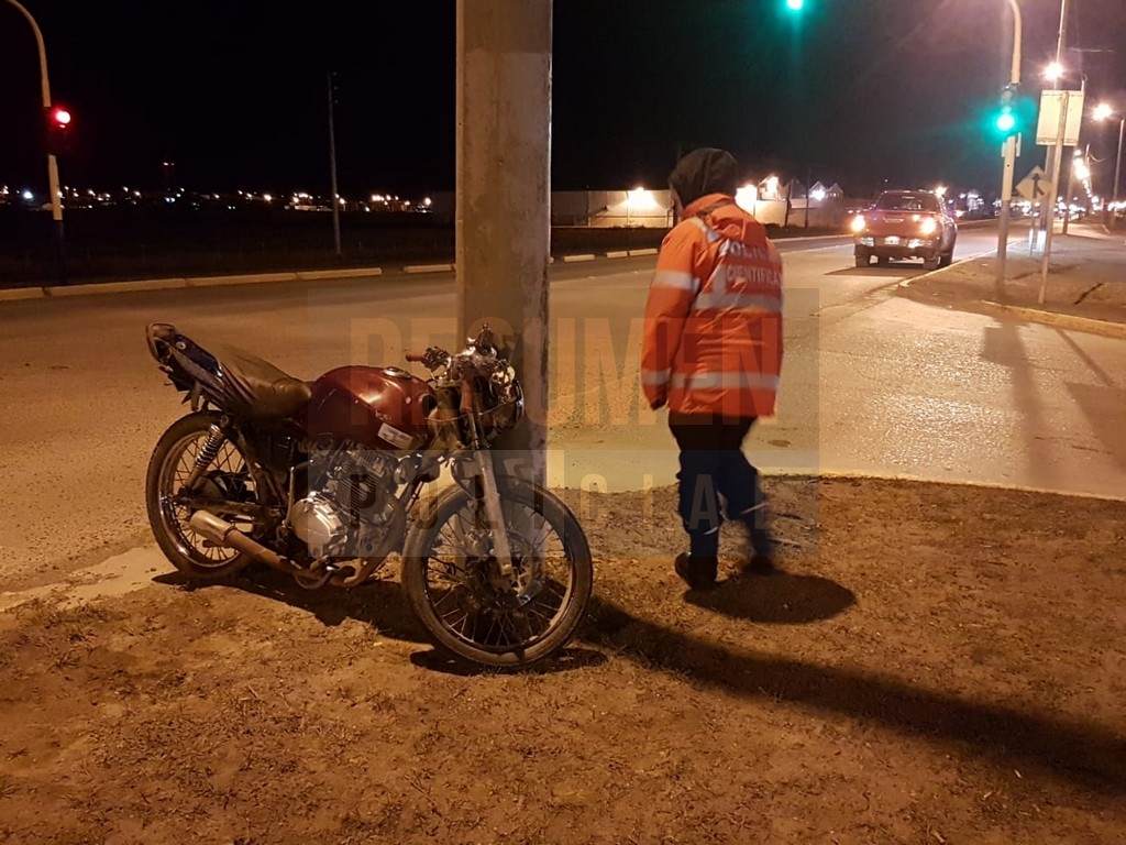 Motociclista Al Hospital Tras Ser Impactado Por Una Camioneta Sobre La