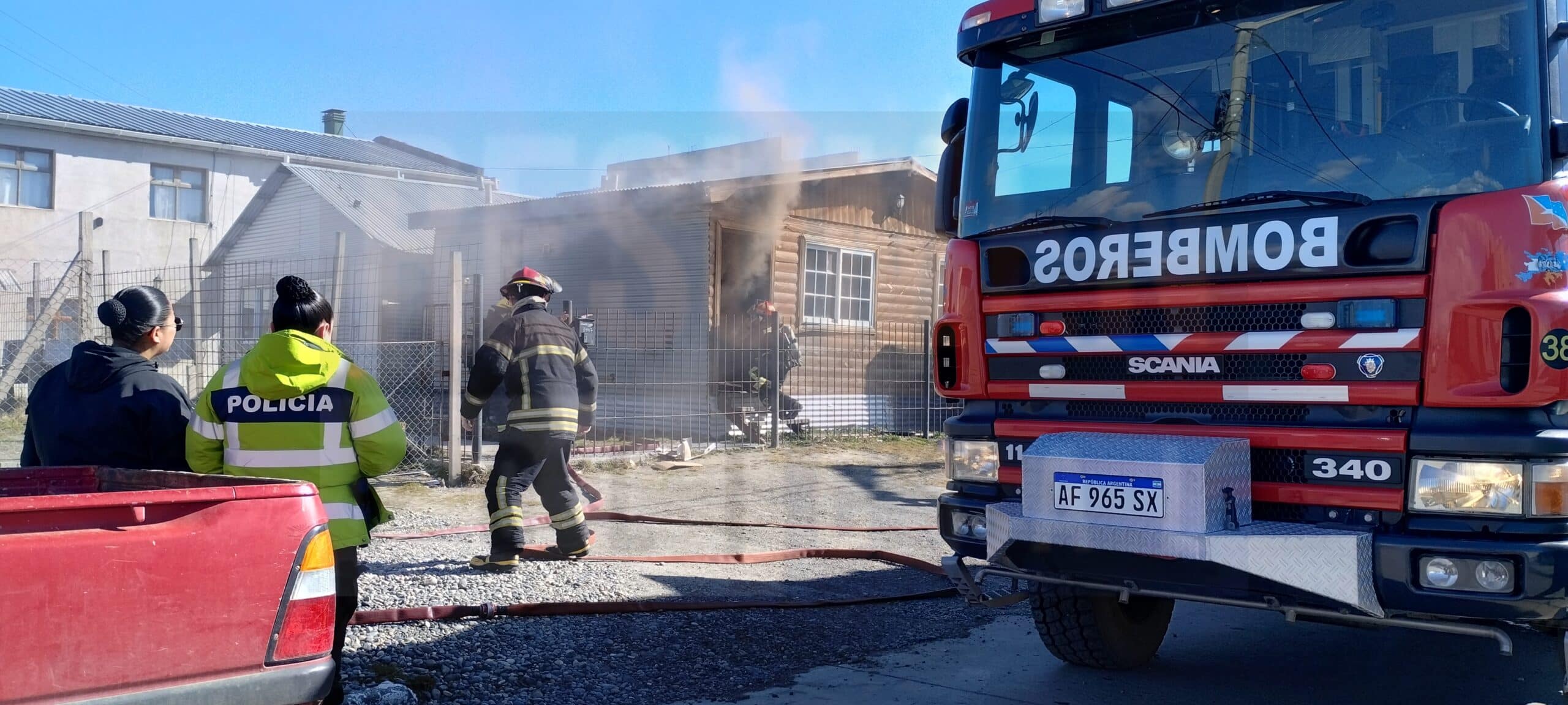 Incendio sobre una vivienda, las llamas lograron ser controladas