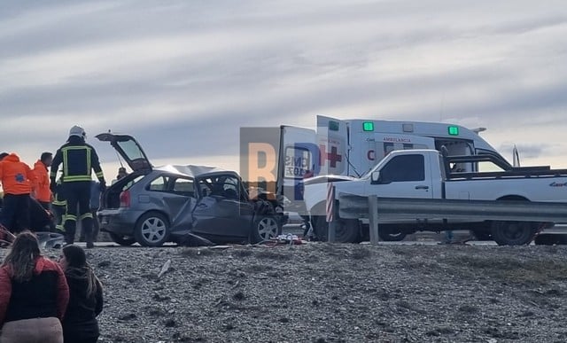 TRAGEDIA: Conductor y una menor fallecieron a causa del violento choque frontal con una camioneta en ruta 3