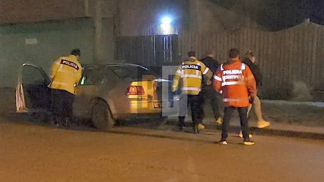 Dos sujetos detenidos robando cables del parque industrial y un tercero alcanzó a escapar