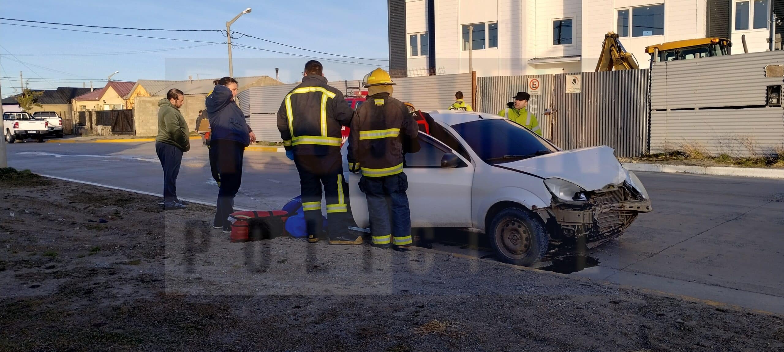 Accidente de tránsito con una mujer embarazada de 8 meses trasladada al hospital