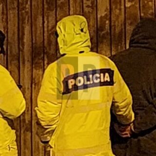 El primer detenido del año fue un pirómano en Ushuaia que prendió fuego a una garita de colectivos e intentó incendiar autos