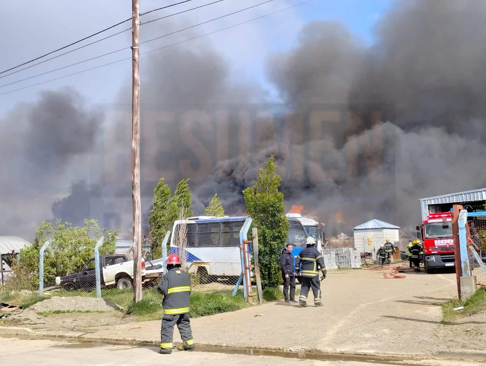 Peritos bomberiles determinaron la causa del voraz incendio en el parque industrial