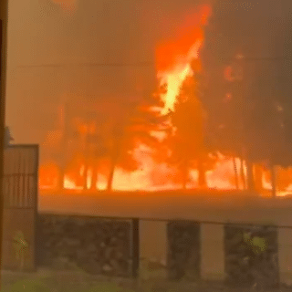 CHUBUT: Seguirán combatiendo el incendio toda la noche: «solo una lluvia puede frenarlo»